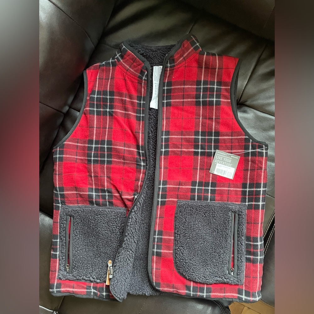Eddie Bauer NWT reversible vest